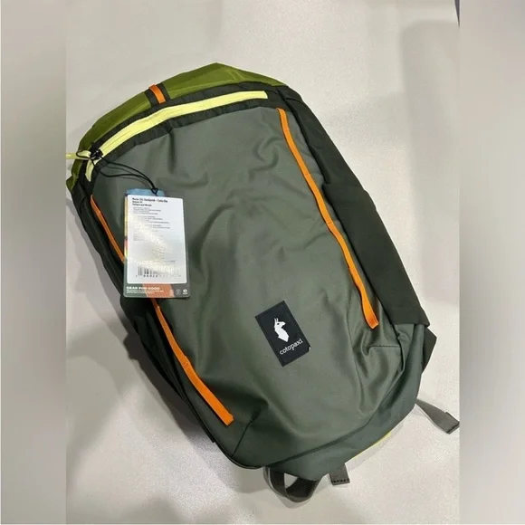Cotopaxi Moda 20L Backpack Cada Día Green Cinch-top Closure Laptop Sleeve NWT - Picture 1 of 12